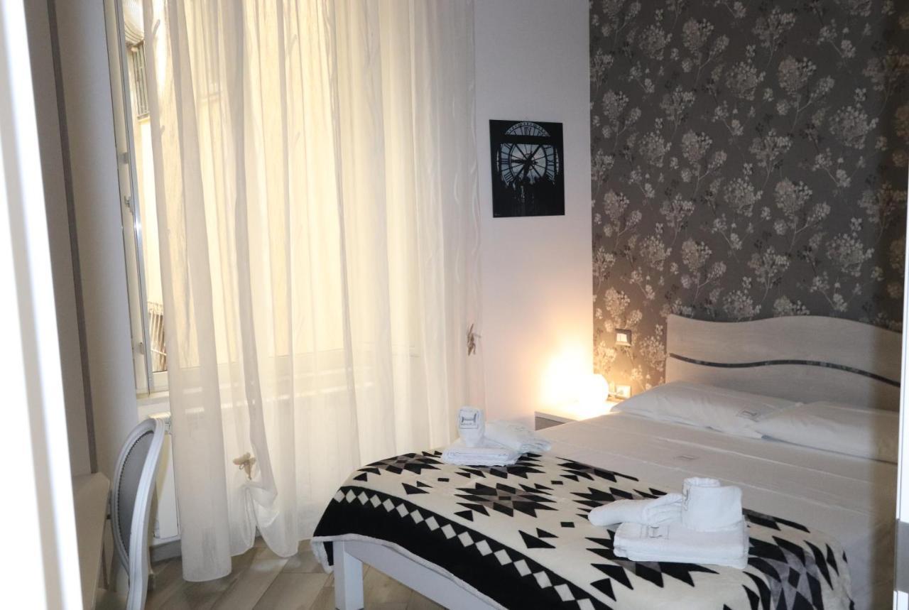 Hermes Rooms For Tourists Napoli Exterior foto