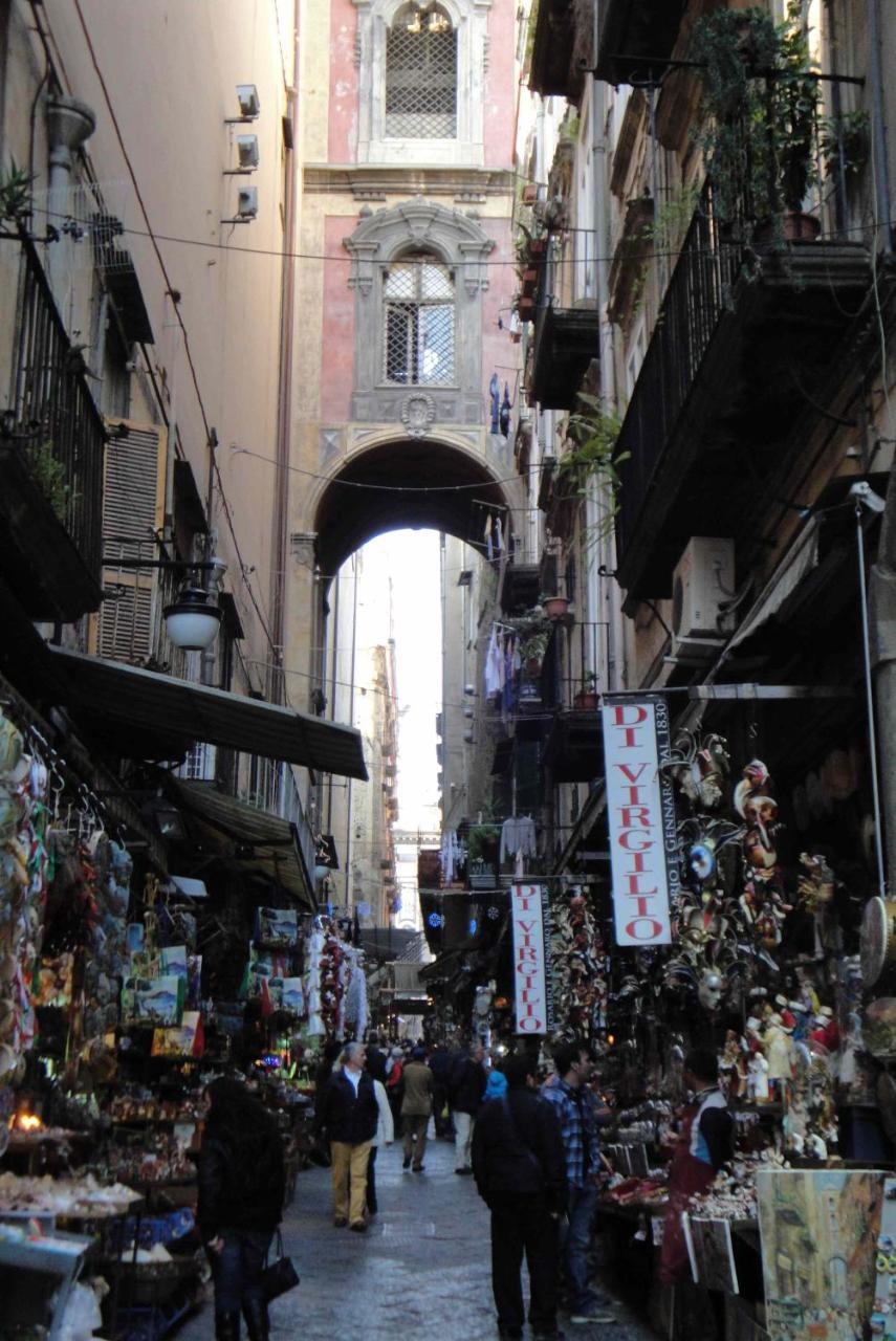 Hermes Rooms For Tourists Napoli Exterior foto