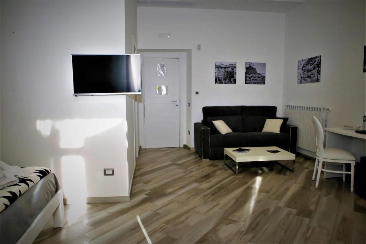 Hermes Rooms For Tourists Napoli Exterior foto